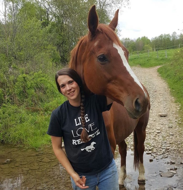 A 10 bid saves her ‘horse of a lifetime’